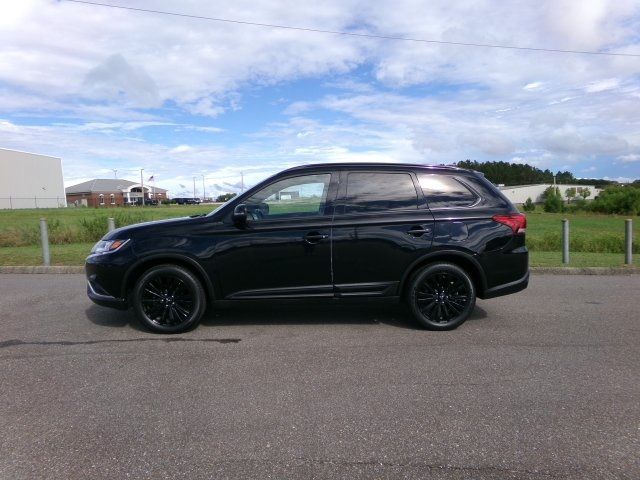 2020 Mitsubishi Outlander LE