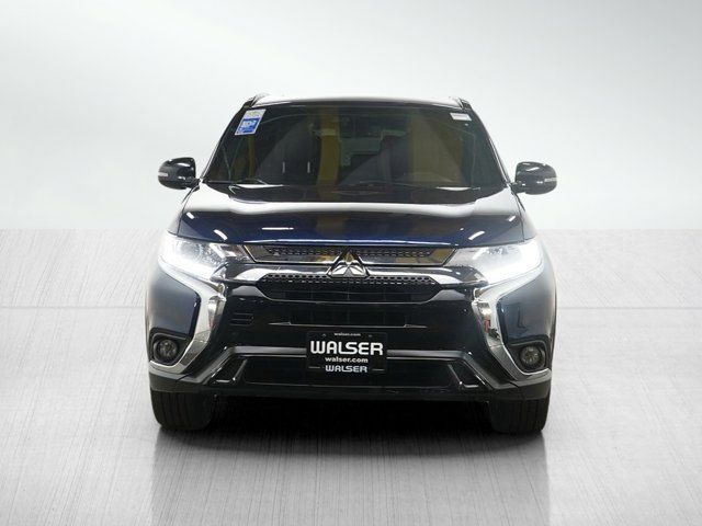 2020 Mitsubishi Outlander LE