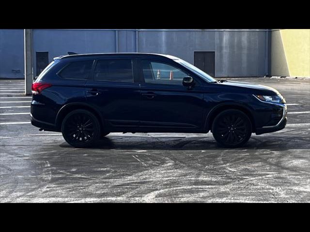 2020 Mitsubishi Outlander LE