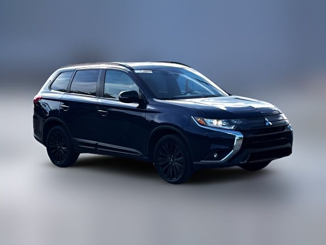 2020 Mitsubishi Outlander LE