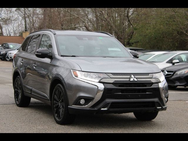 2020 Mitsubishi Outlander LE