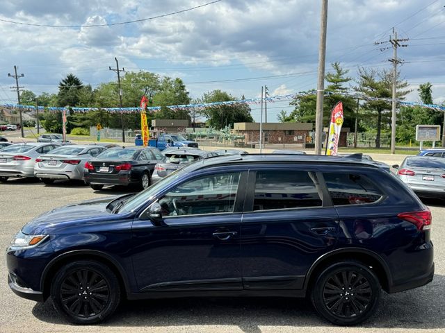 2020 Mitsubishi Outlander LE