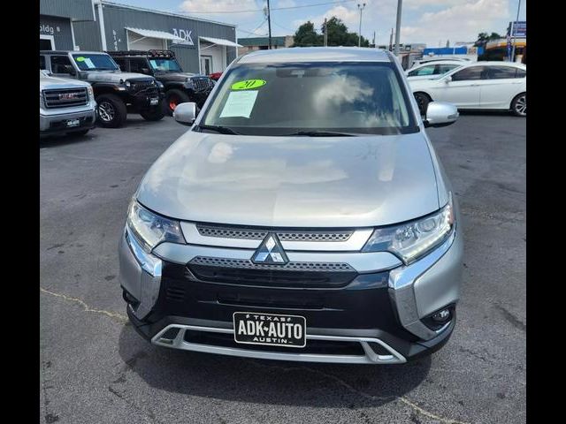 2020 Mitsubishi Outlander LE