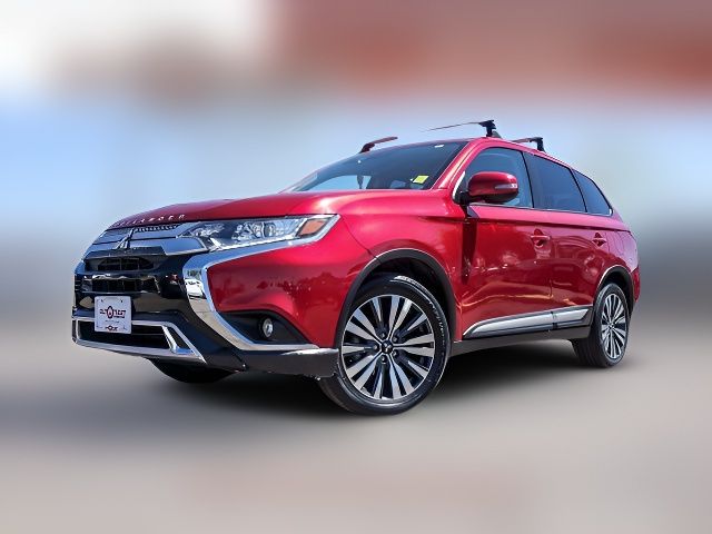 2020 Mitsubishi Outlander SE