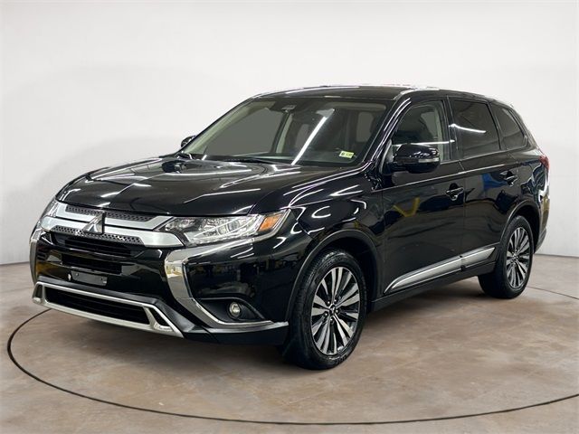 2020 Mitsubishi Outlander SE