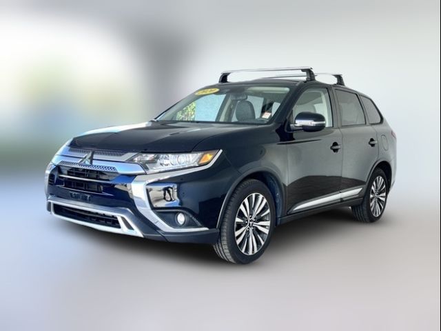 2020 Mitsubishi Outlander SE