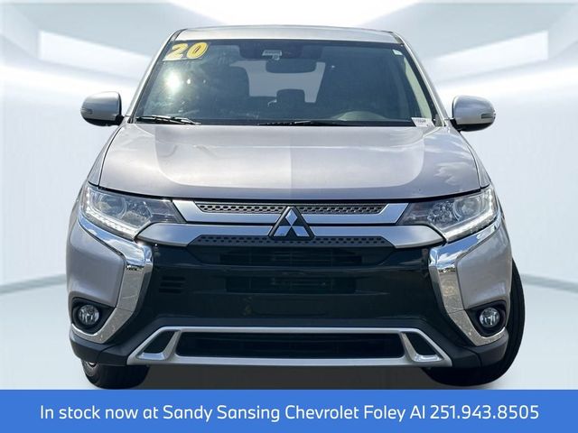 2020 Mitsubishi Outlander SE