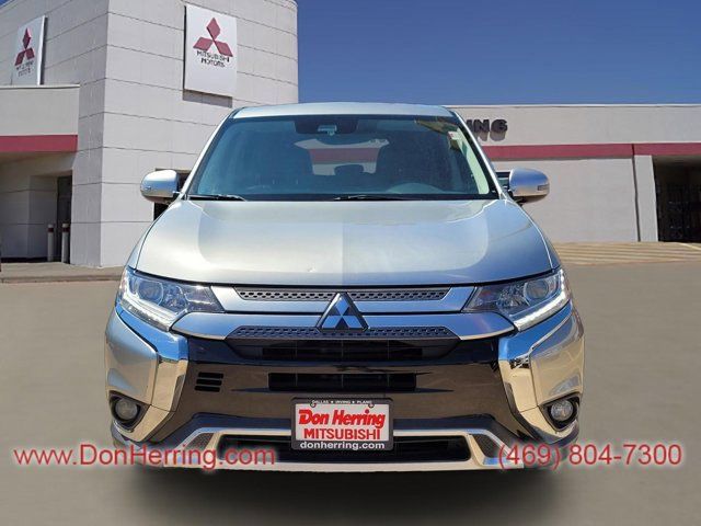 2020 Mitsubishi Outlander SE