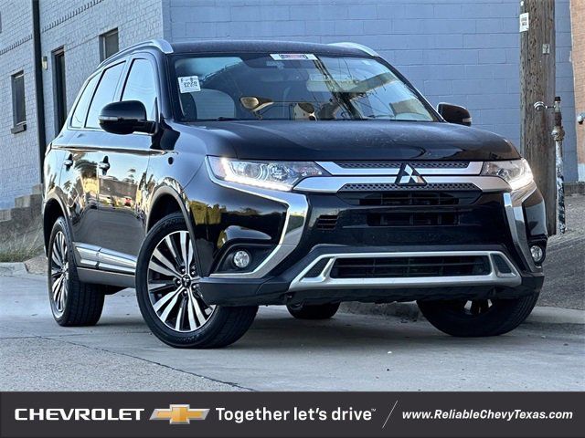 2020 Mitsubishi Outlander SE