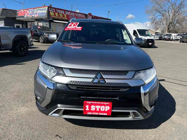 2020 Mitsubishi Outlander SE