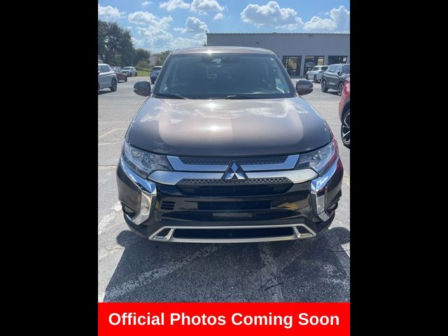 2020 Mitsubishi Outlander SE