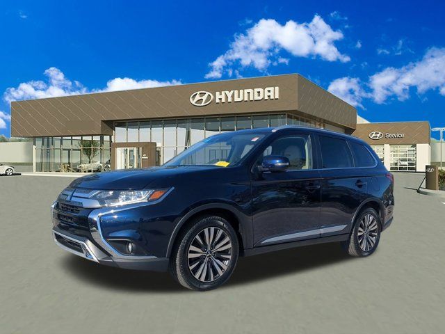 2020 Mitsubishi Outlander SE