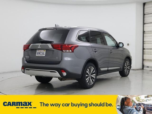 2020 Mitsubishi Outlander SE