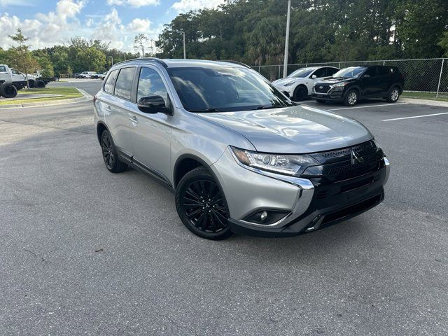 2020 Mitsubishi Outlander LE