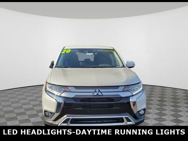 2020 Mitsubishi Outlander SE