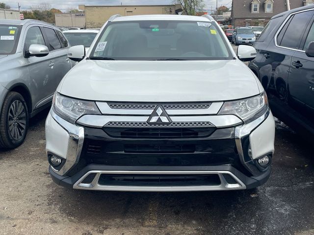 2020 Mitsubishi Outlander SE