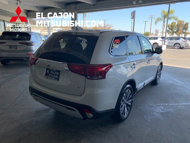 2020 Mitsubishi Outlander SE