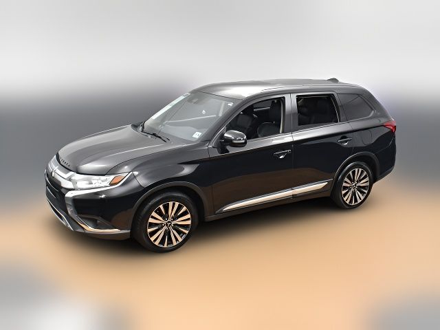 2020 Mitsubishi Outlander SE