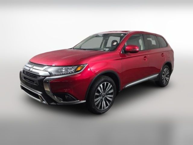 2020 Mitsubishi Outlander SE