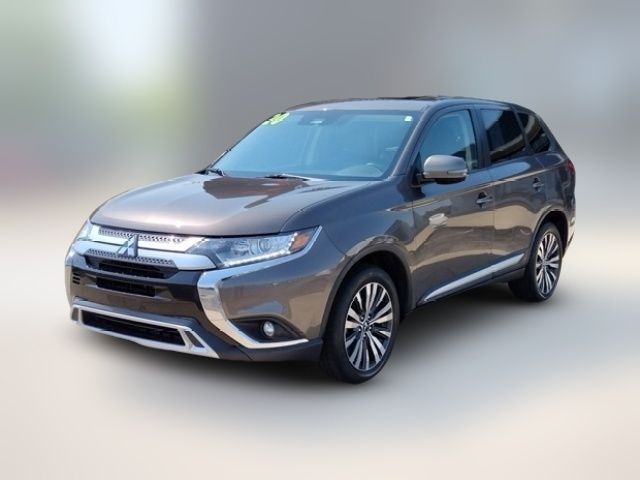 2020 Mitsubishi Outlander SE
