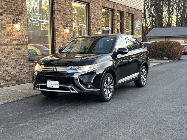 2020 Mitsubishi Outlander SE