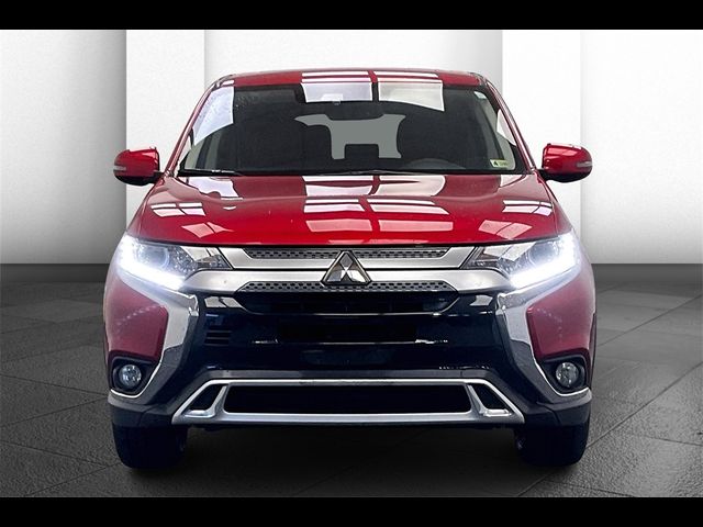 2020 Mitsubishi Outlander SE