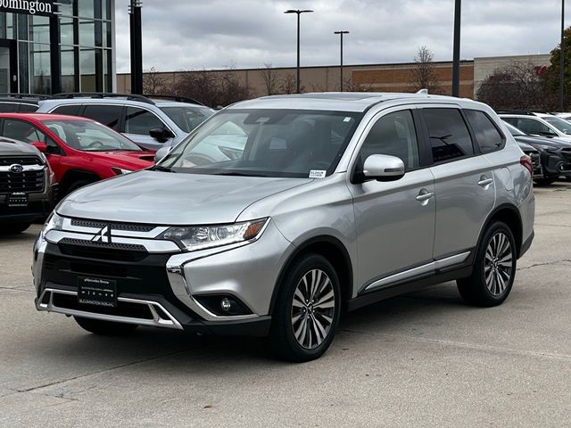 2020 Mitsubishi Outlander SE