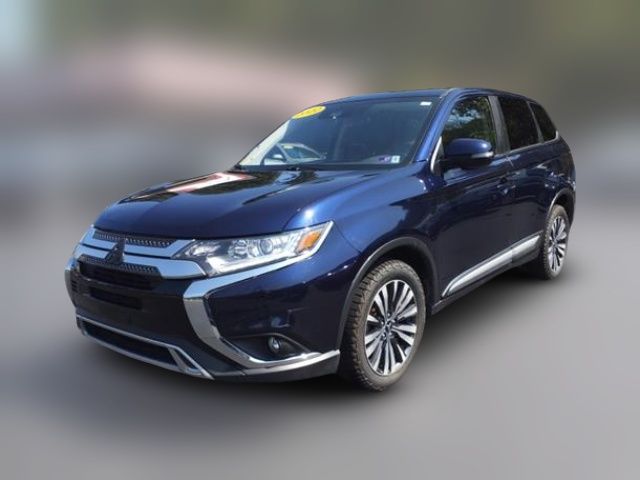 2020 Mitsubishi Outlander SE