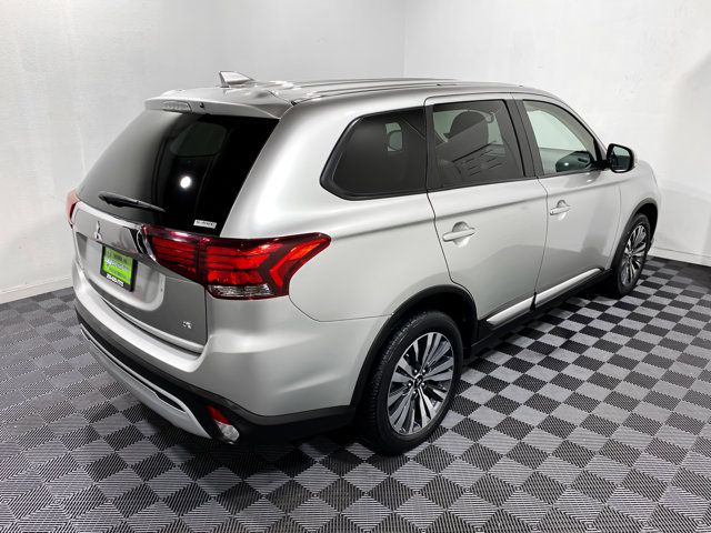 2020 Mitsubishi Outlander SE