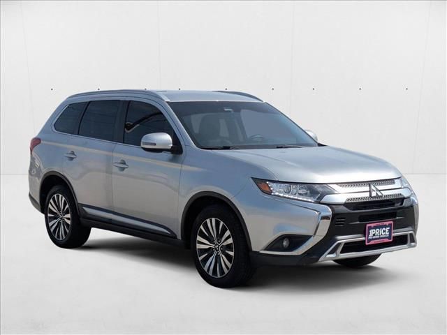 2020 Mitsubishi Outlander SE