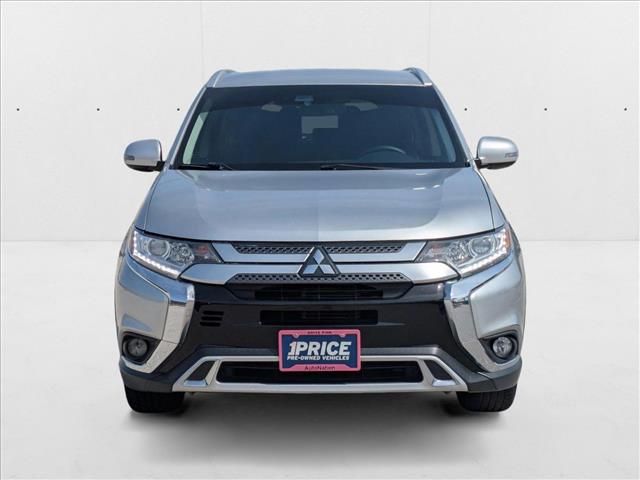 2020 Mitsubishi Outlander SE