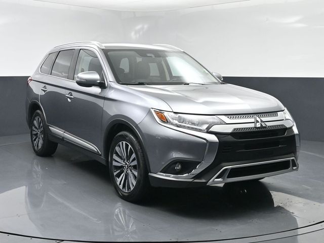 2020 Mitsubishi Outlander SE