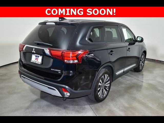 2020 Mitsubishi Outlander SE