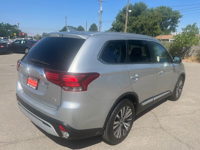 2020 Mitsubishi Outlander SEL