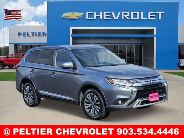 2020 Mitsubishi Outlander SE