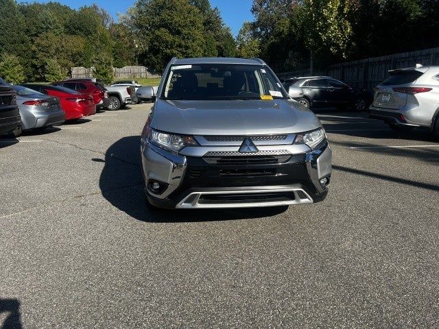 2020 Mitsubishi Outlander ES