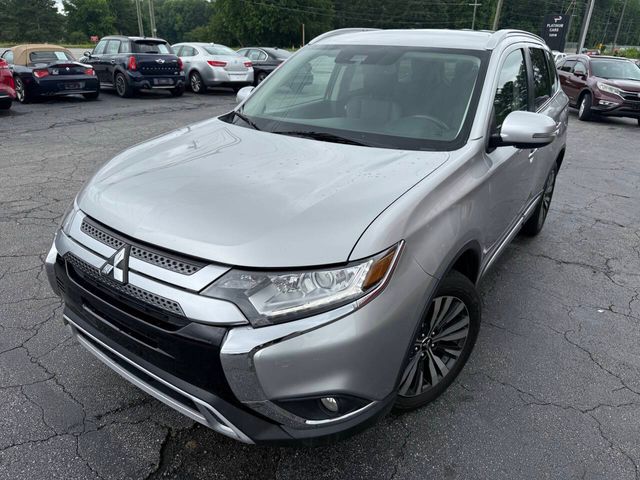 2020 Mitsubishi Outlander SE
