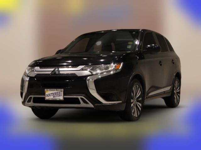 2020 Mitsubishi Outlander SE