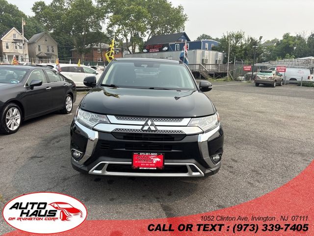 2020 Mitsubishi Outlander SE
