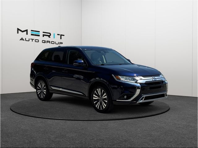 2020 Mitsubishi Outlander SE