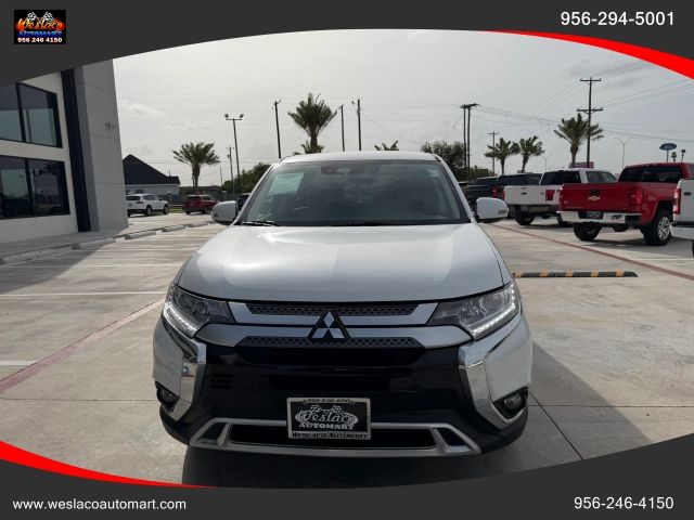 2020 Mitsubishi Outlander SE