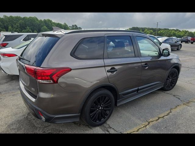 2020 Mitsubishi Outlander SP