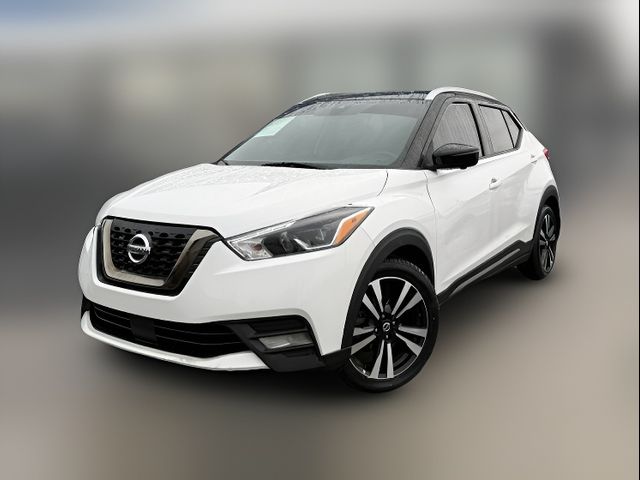 2020 Nissan Kicks SR