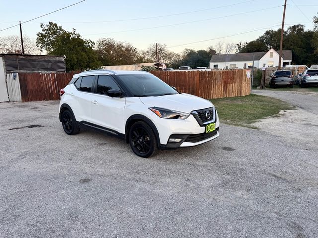 2020 Nissan Kicks SR