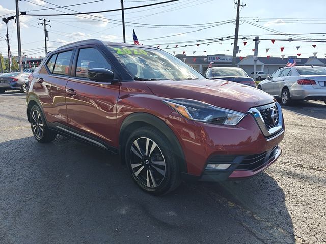 2020 Nissan Kicks SR