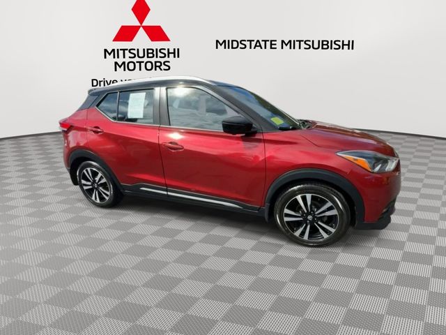 2020 Nissan Kicks SR