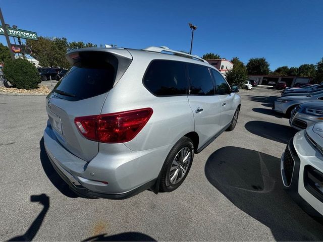 2020 Nissan Pathfinder S