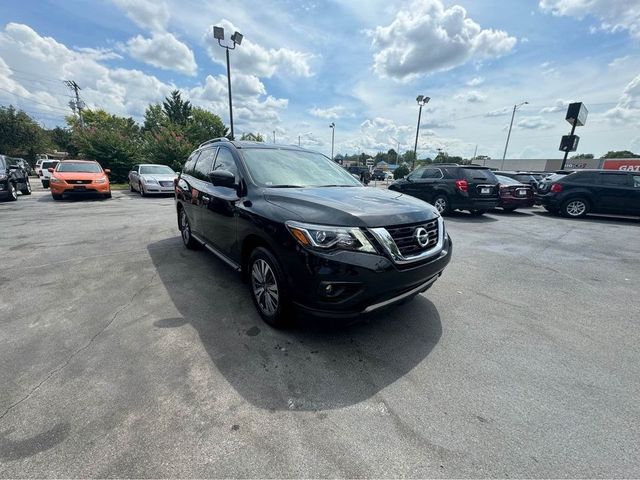 2020 Nissan Pathfinder SL