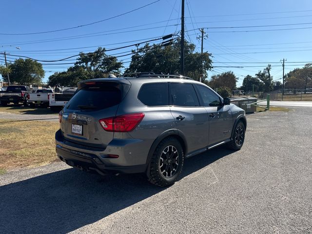 2020 Nissan Pathfinder SL