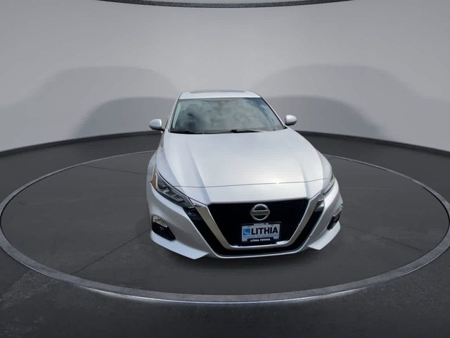 2020 Nissan Altima 2.0 Platinum